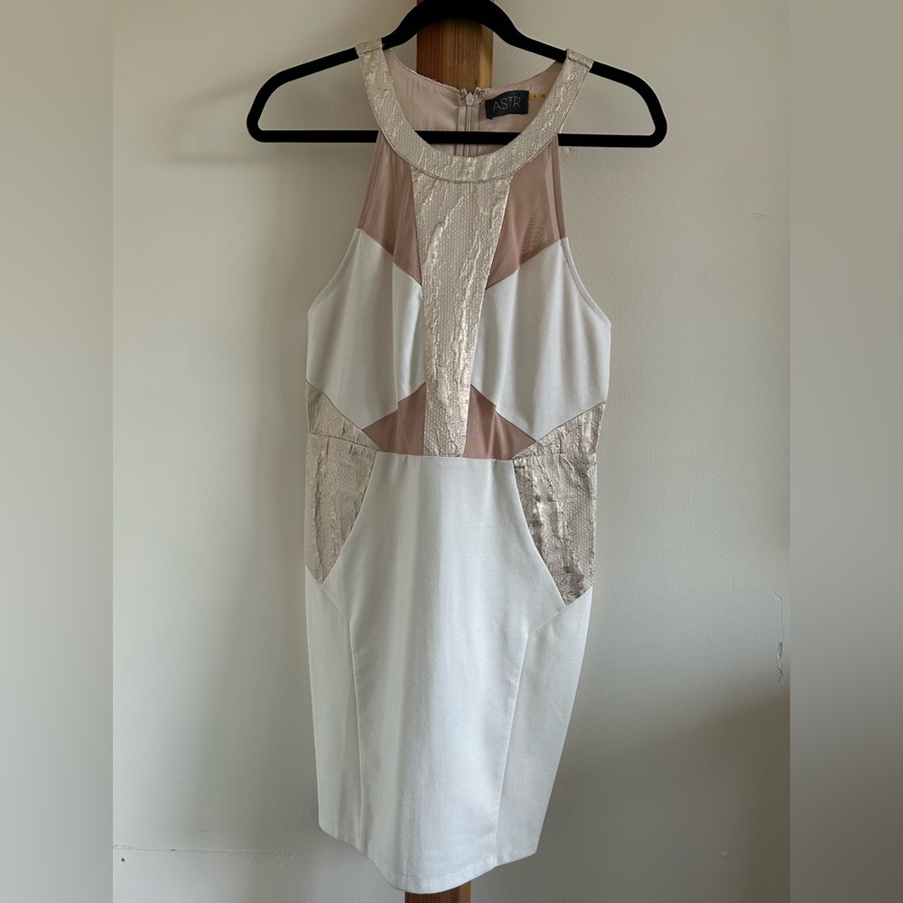Astr White and Gold Backless Dress Size L